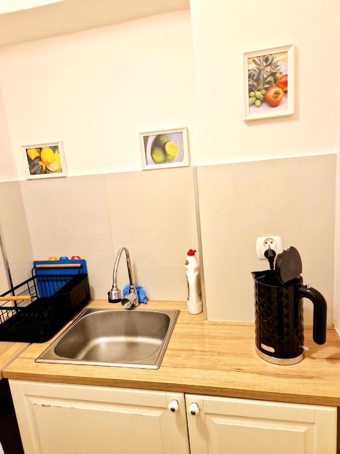 Apartmán Sara -Mikolajska - Rynek - Netflix Hydromassage Krakov Exteriér fotografie