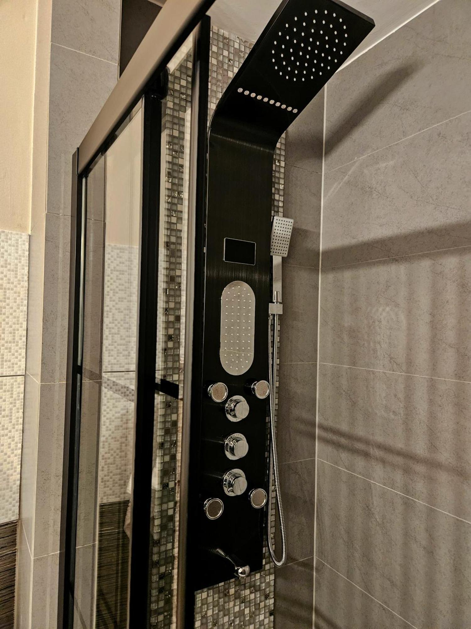 Apartmán Sara -Mikolajska - Rynek - Netflix Hydromassage Krakov Exteriér fotografie