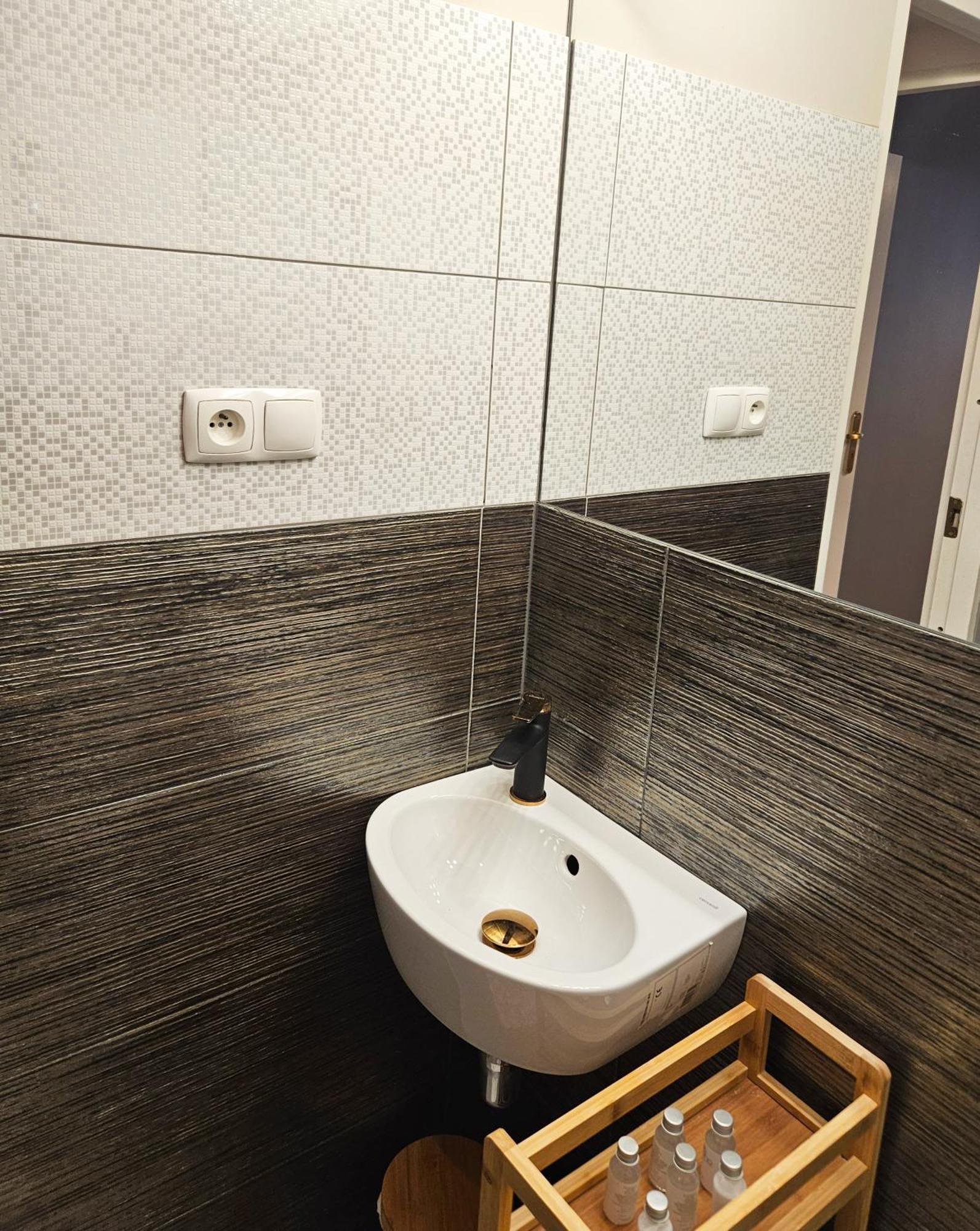 Apartmán Sara -Mikolajska - Rynek - Netflix Hydromassage Krakov Exteriér fotografie